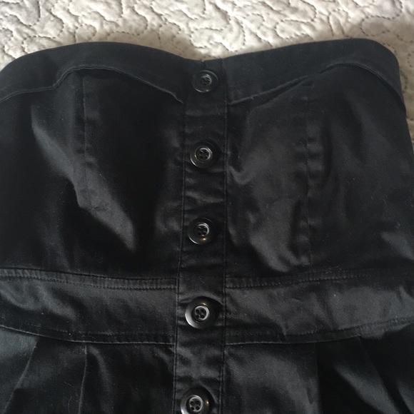 Button detail strapless dress - Picture 3 of 7